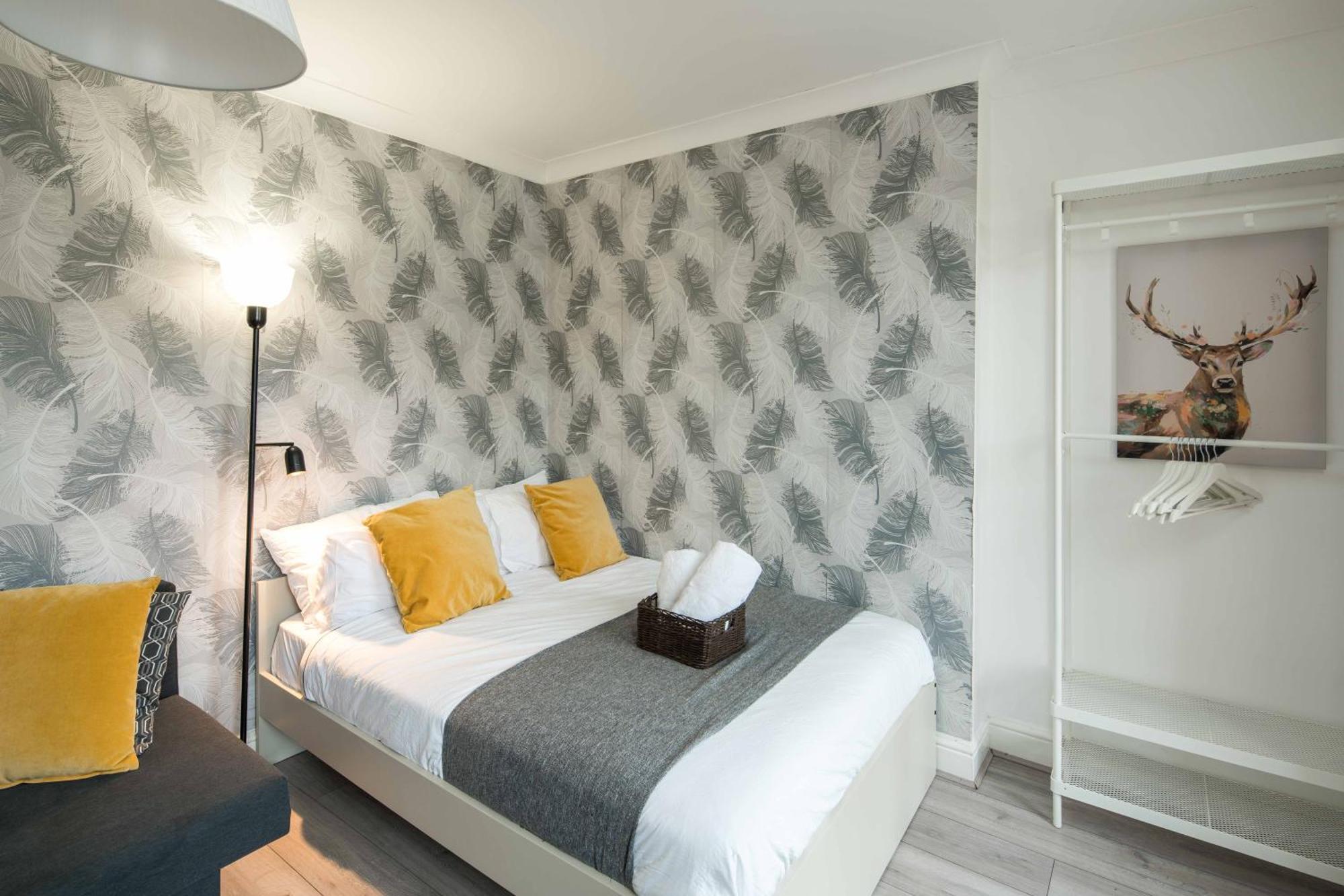 Private Double Room Shared Bathroom Near City Centre London Kültér fotó