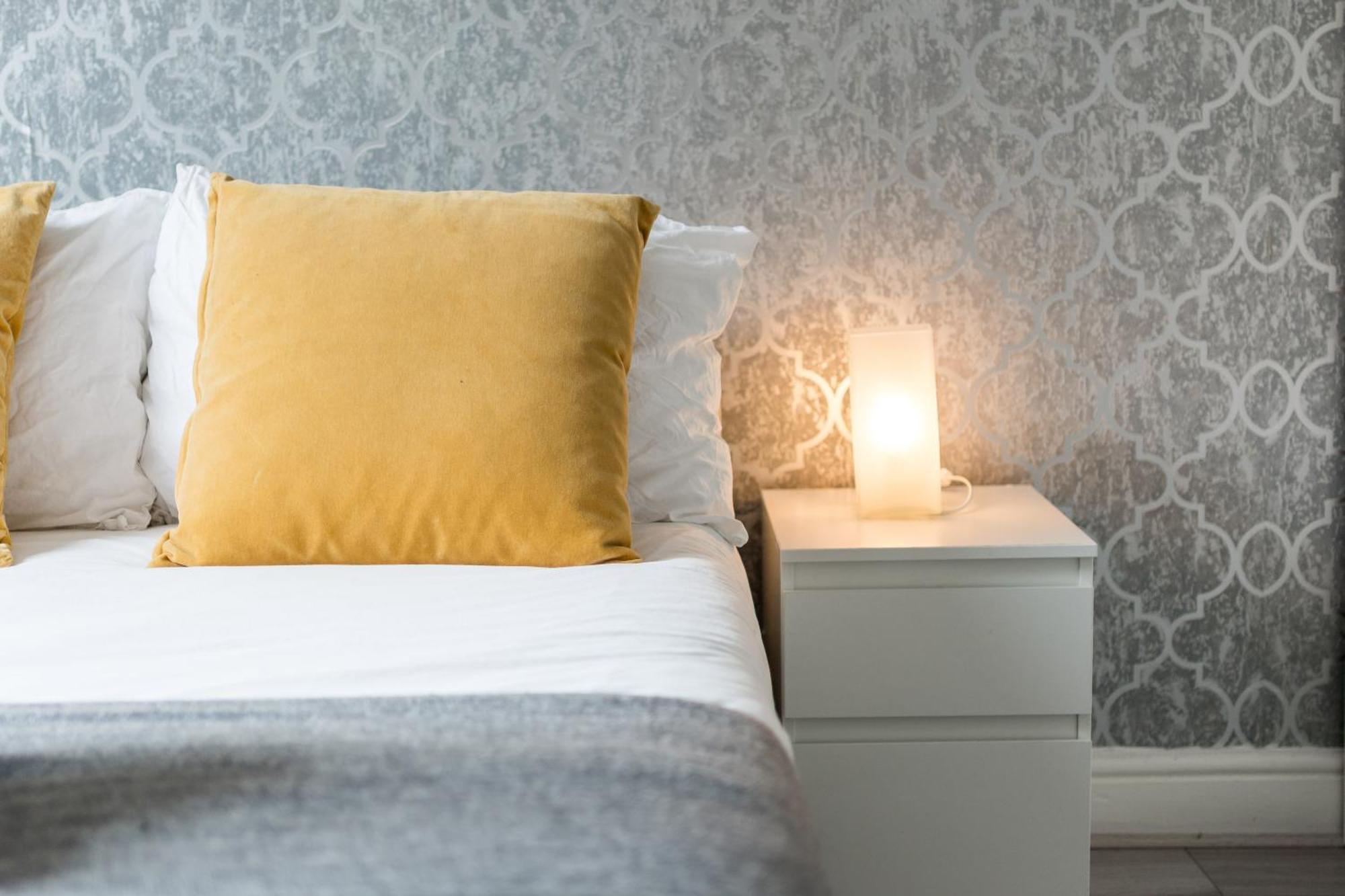 Private Double Room Shared Bathroom Near City Centre London Kültér fotó