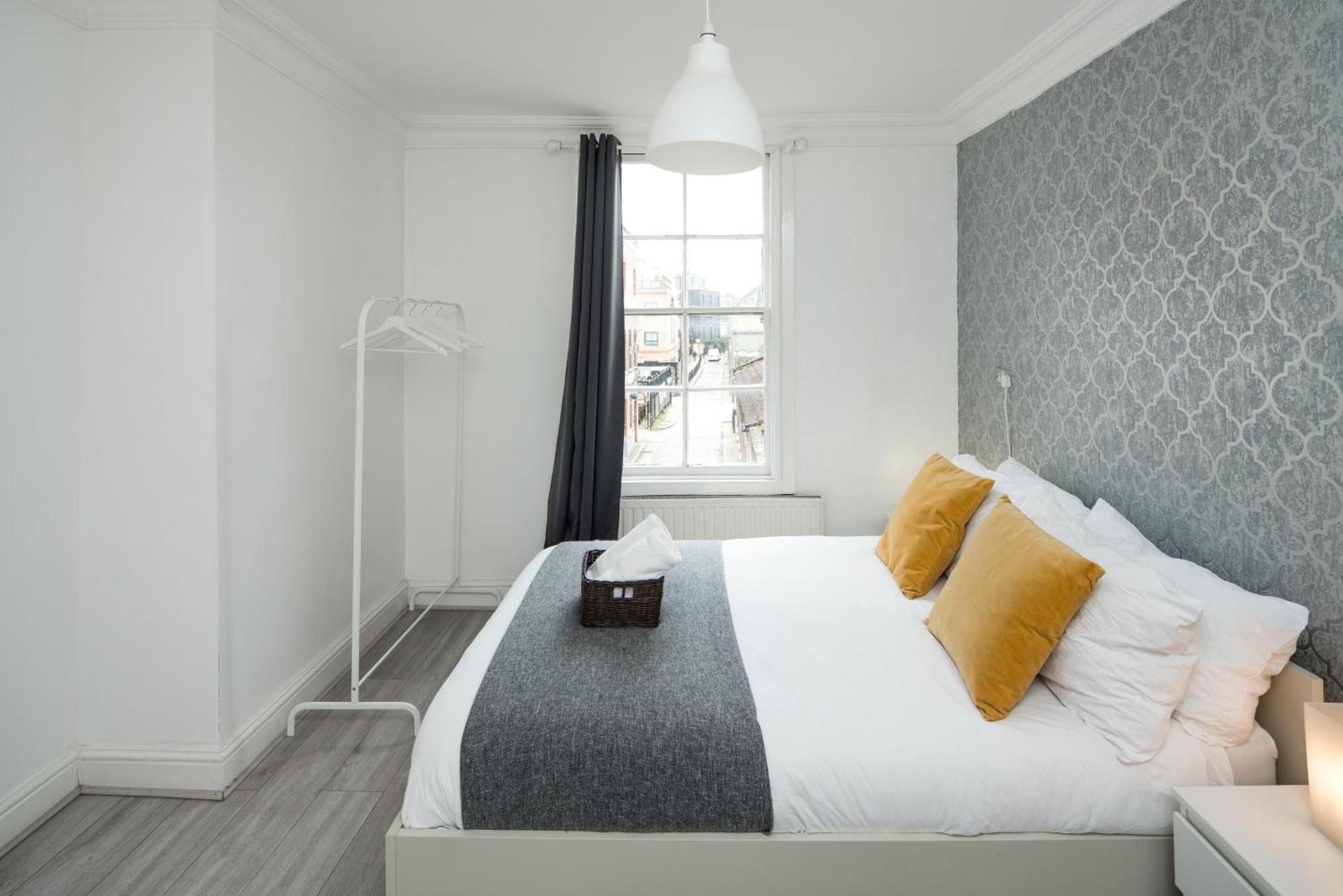 Private Double Room Shared Bathroom Near City Centre London Kültér fotó